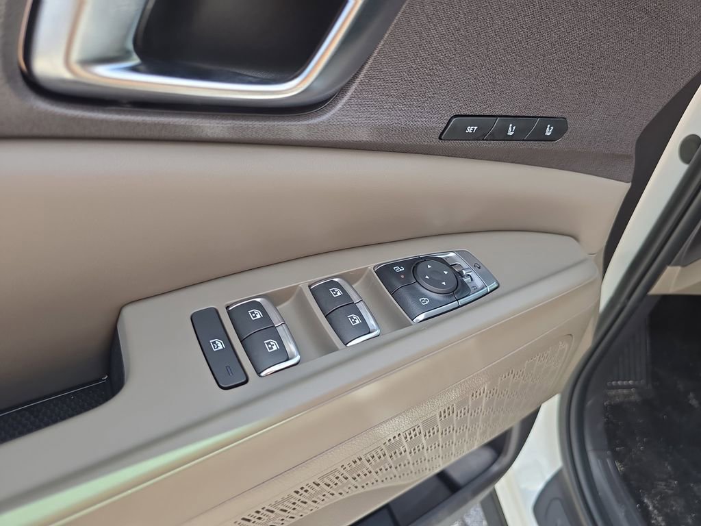 New 2026 Kia Carnival EX image 21