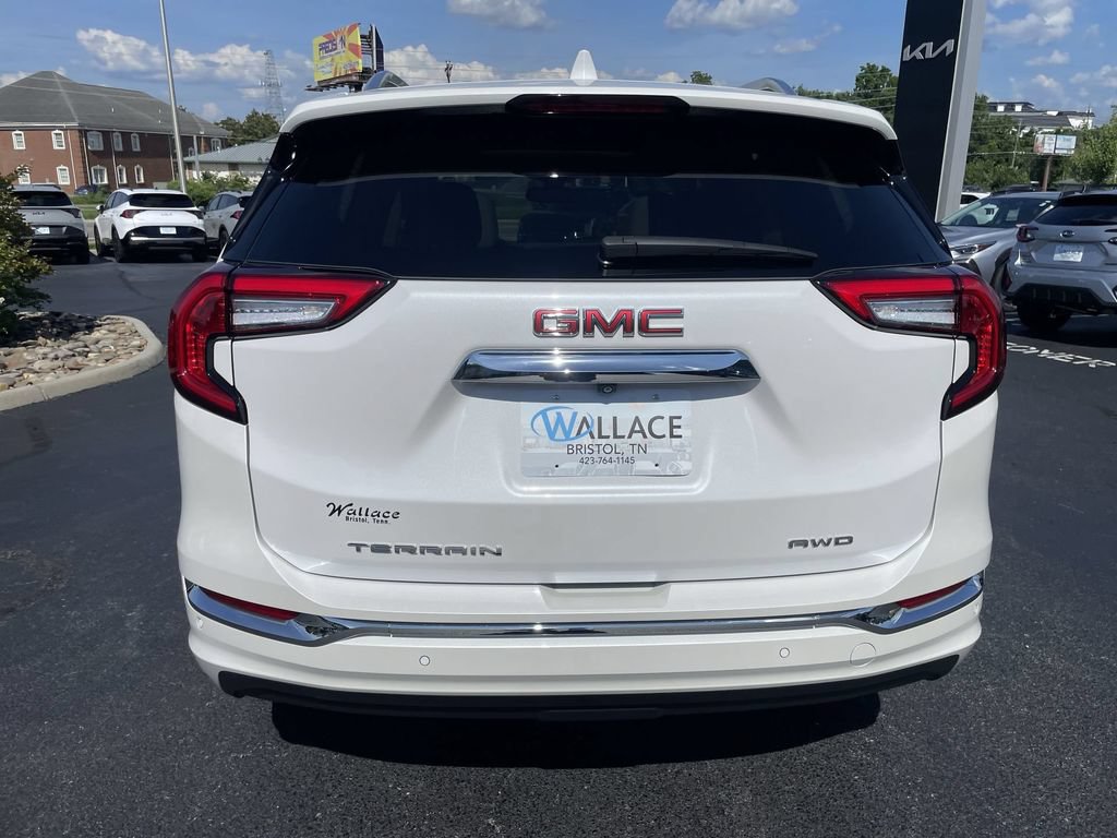 Used 2022 GMC Terrain Denali AWD/4WD image 5