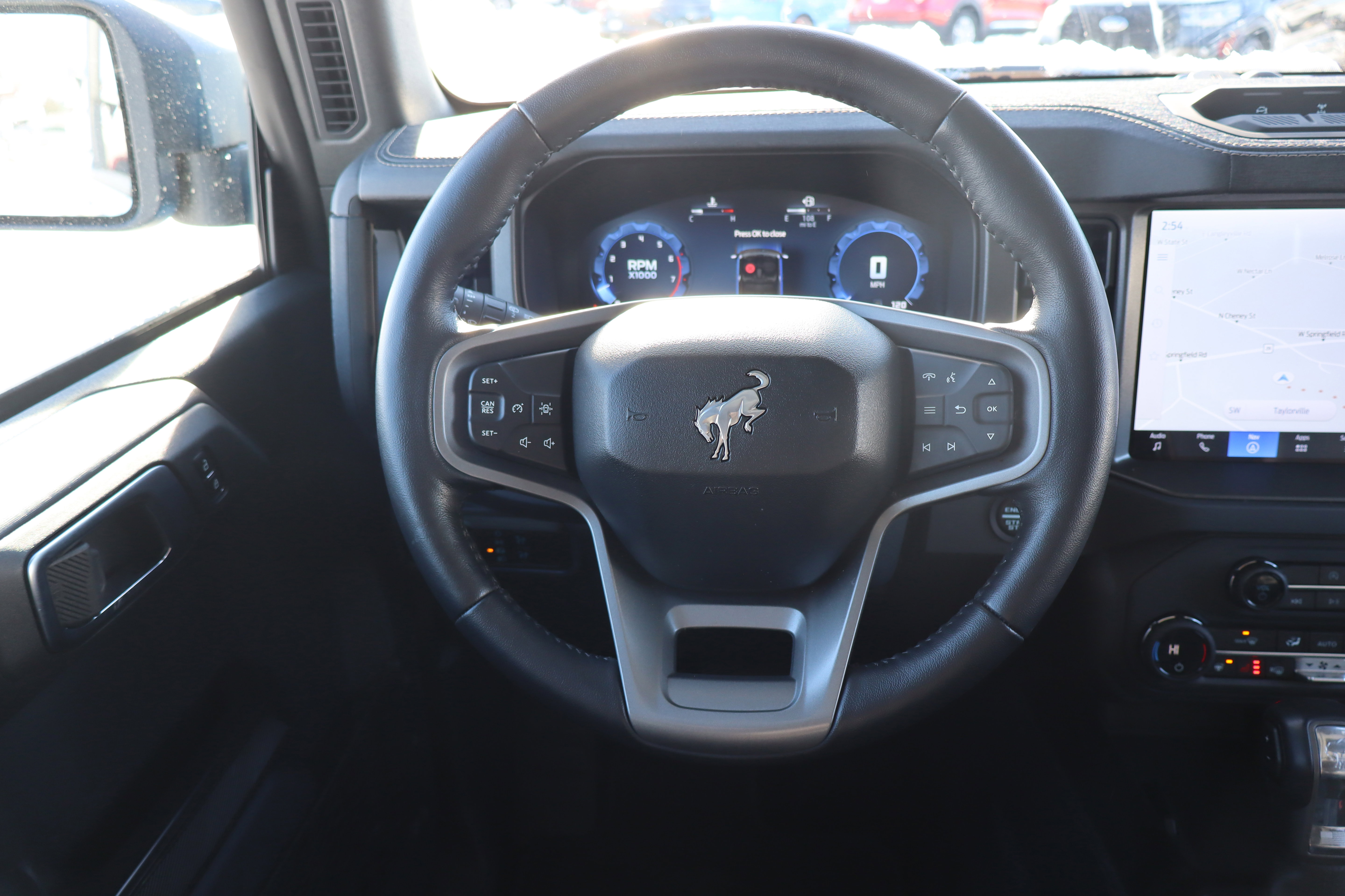 Used 2025 Ford Bronco Badlands AWD/4WD image 14
