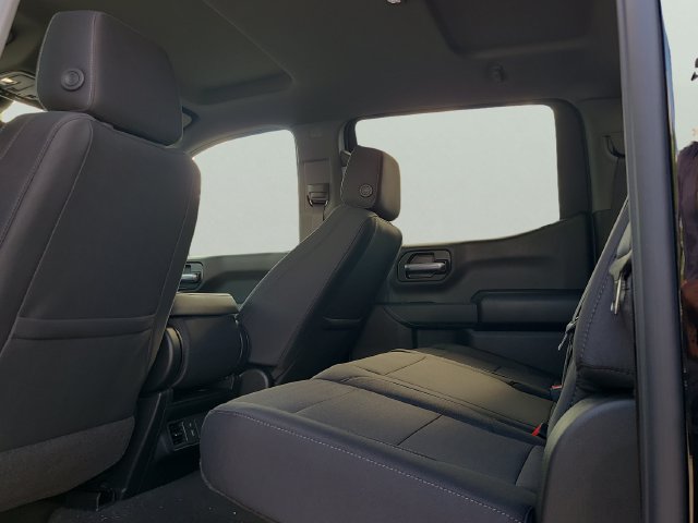 New 2026 Chevrolet Silverado 1500 Custom RWD image 9