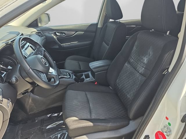 Used 2020 Nissan Rogue SV FWD image 12
