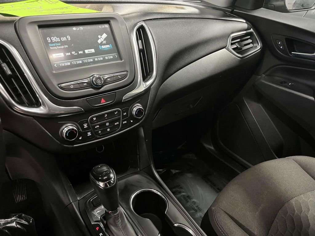 Used 2018 Chevrolet Equinox LT AWD/4WD image 22