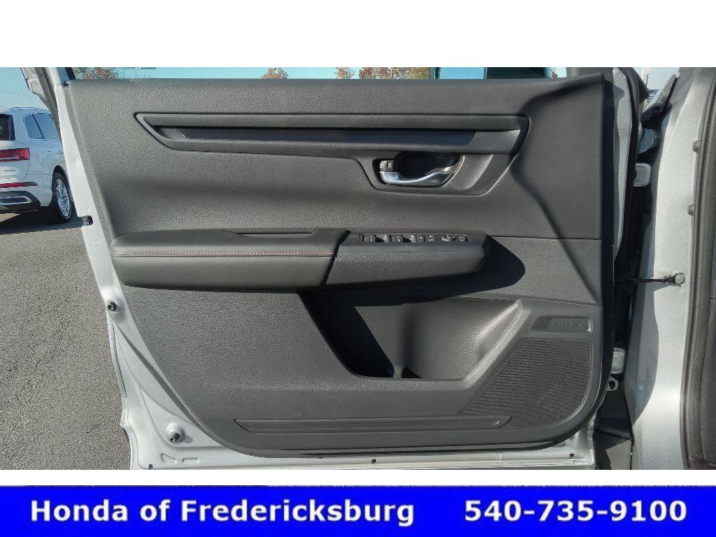 Certified 2025 Honda CR-V Sport image 26