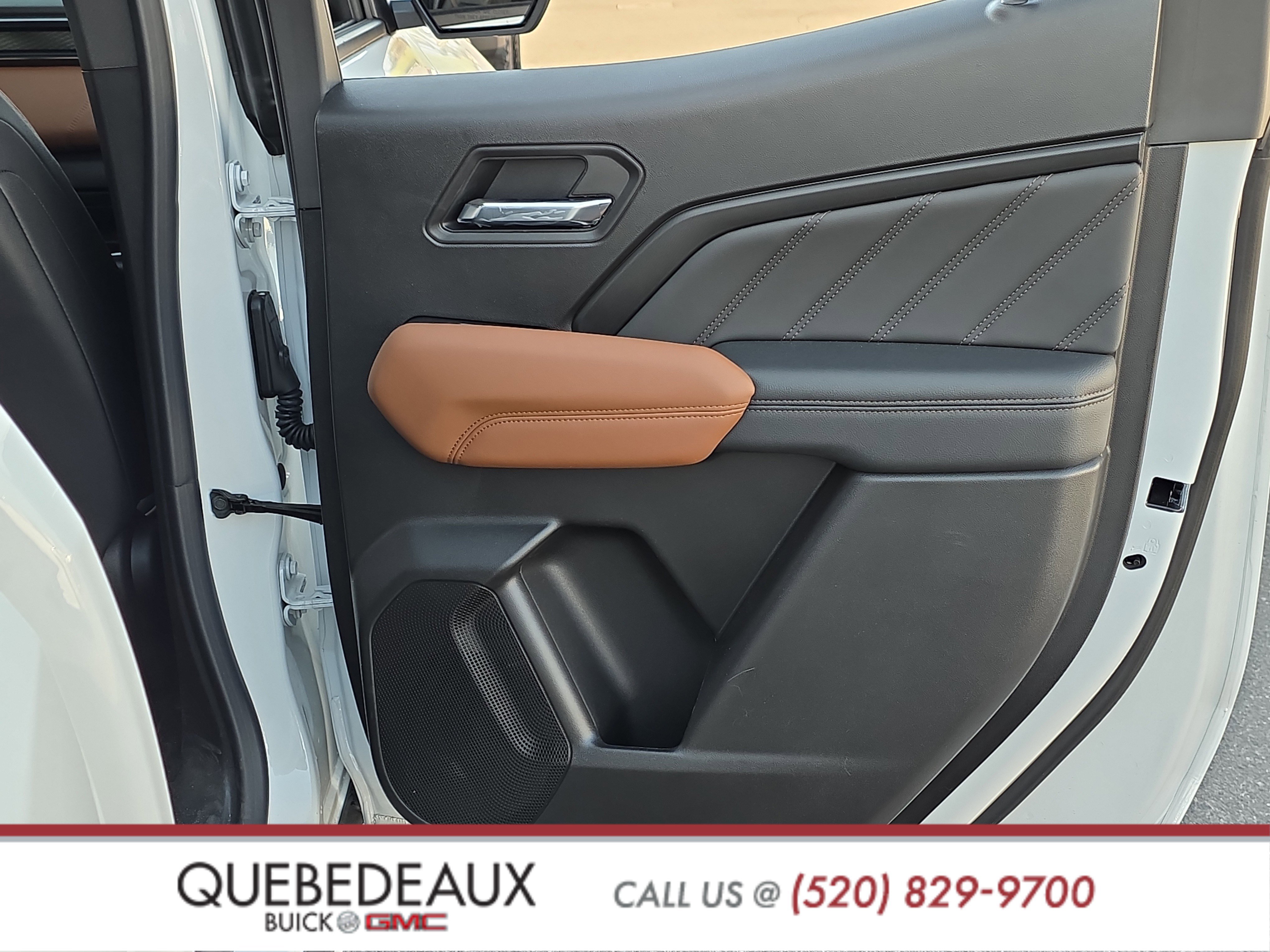 Used 2026 GMC Canyon AT4 AWD/4WD image 25