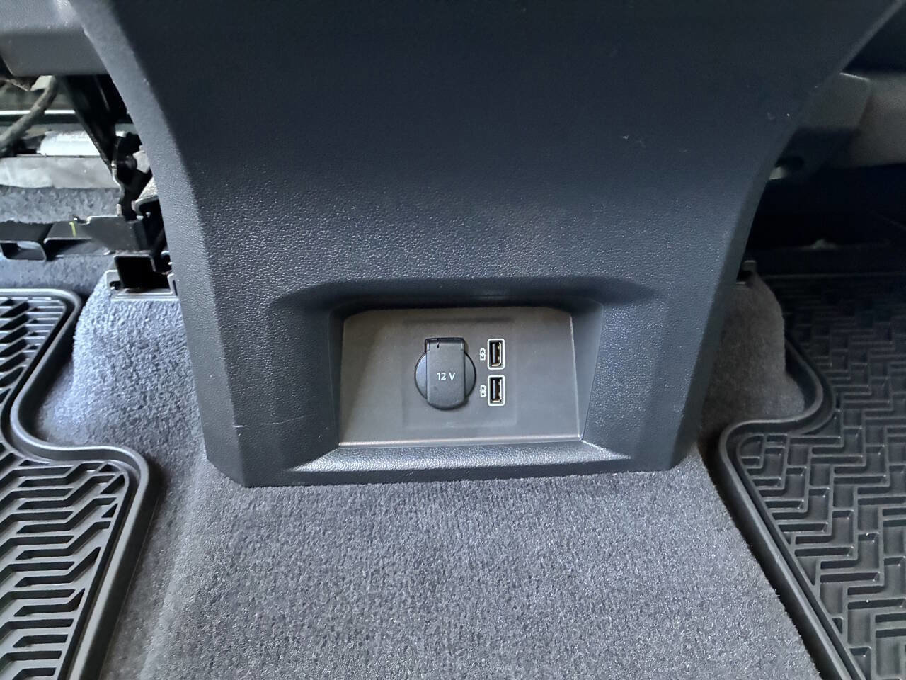 Used 2019 Volkswagen Atlas SE image 37