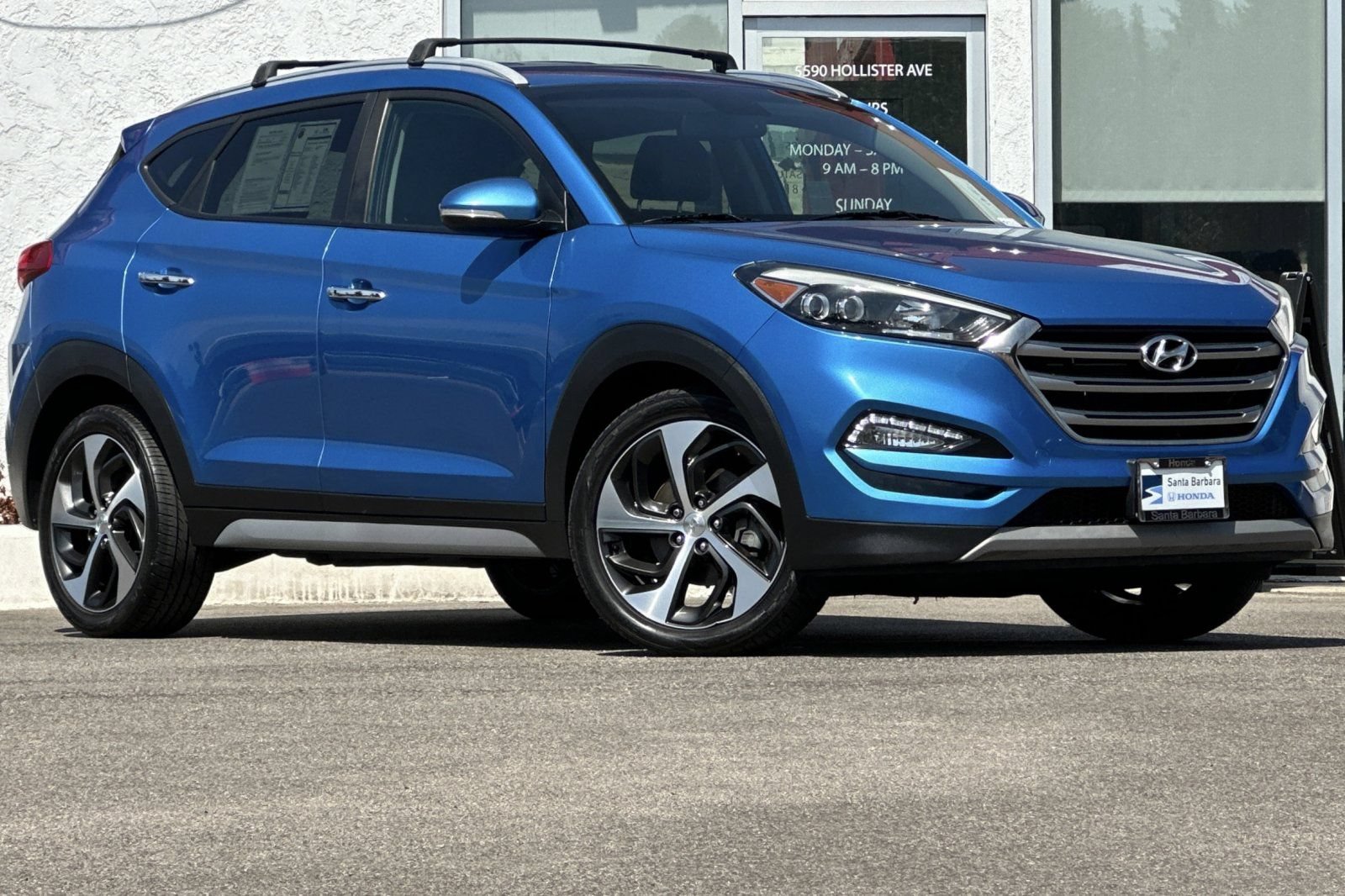 Used 2018 Hyundai Tucson Limited w/ Cargo Package FWD image 1