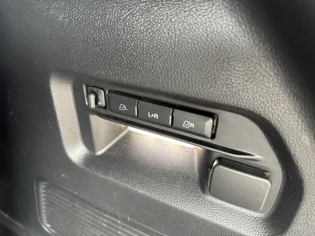 Used 2022 Ford Explorer ST w/ Equipment Group 401A AWD/4WD image 14