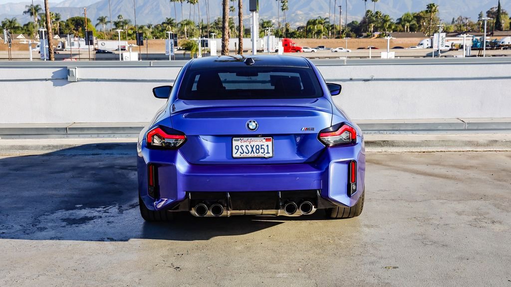 Used 2025 BMW M2 w/ Lighting Package image 8