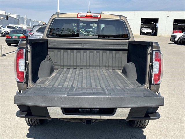 Used 2016 GMC Canyon SLE w/ SLE Convenience Package image 6