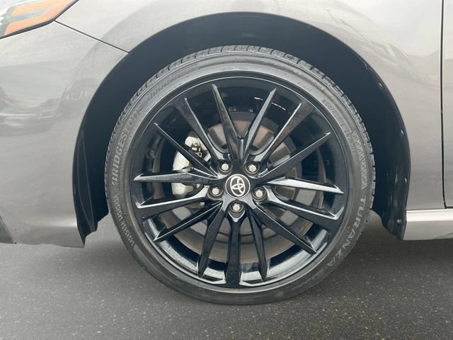 Used 2024 Toyota Camry XSE FWD image 9