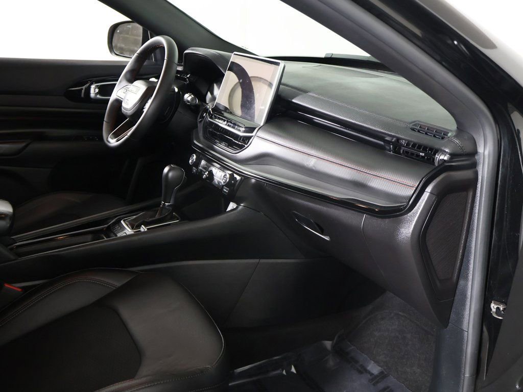 Used 2024 Jeep Compass Trailhawk image 21