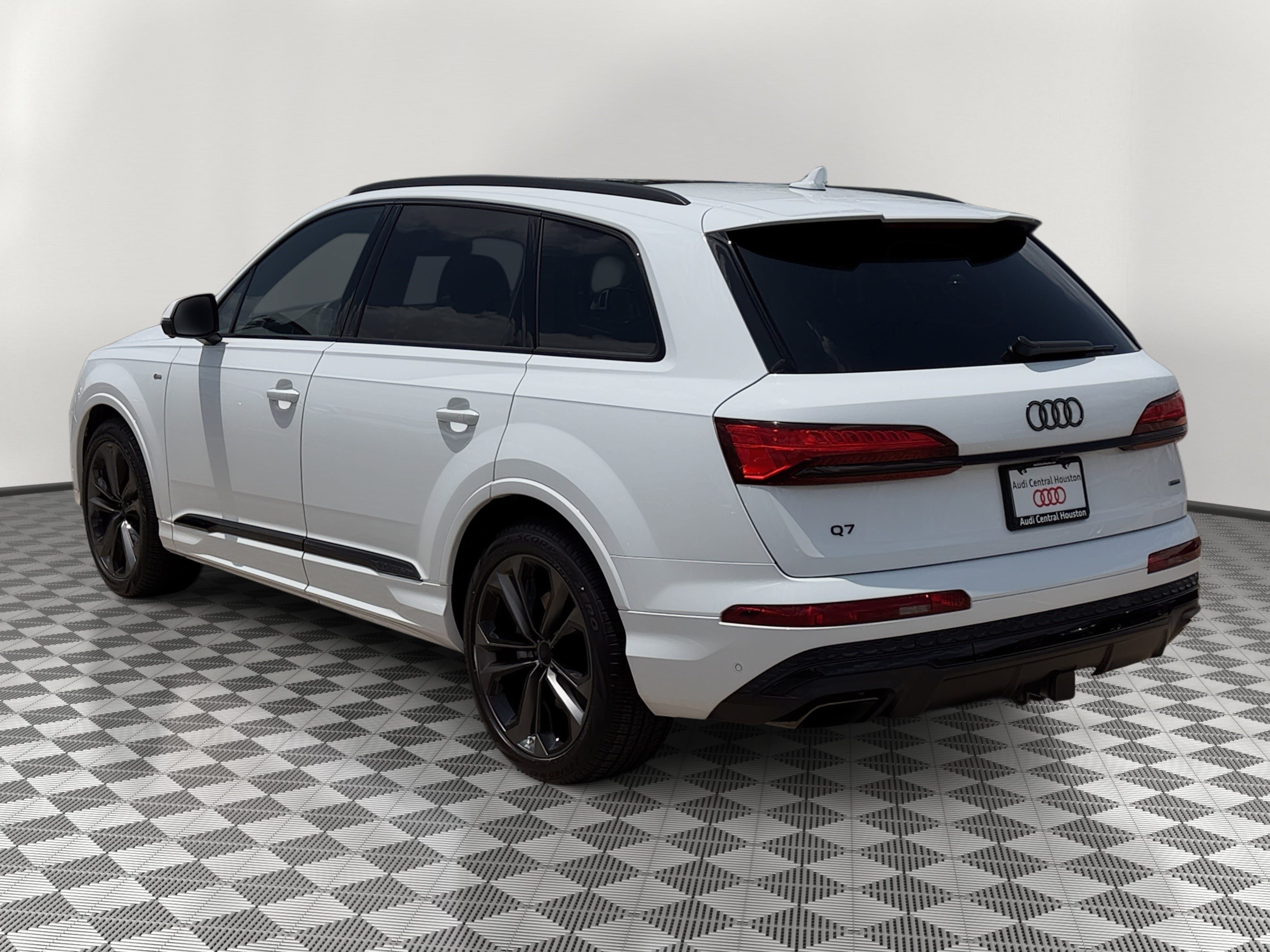 New 2026 Audi Q7 Premium Plus AWD/4WD image 3