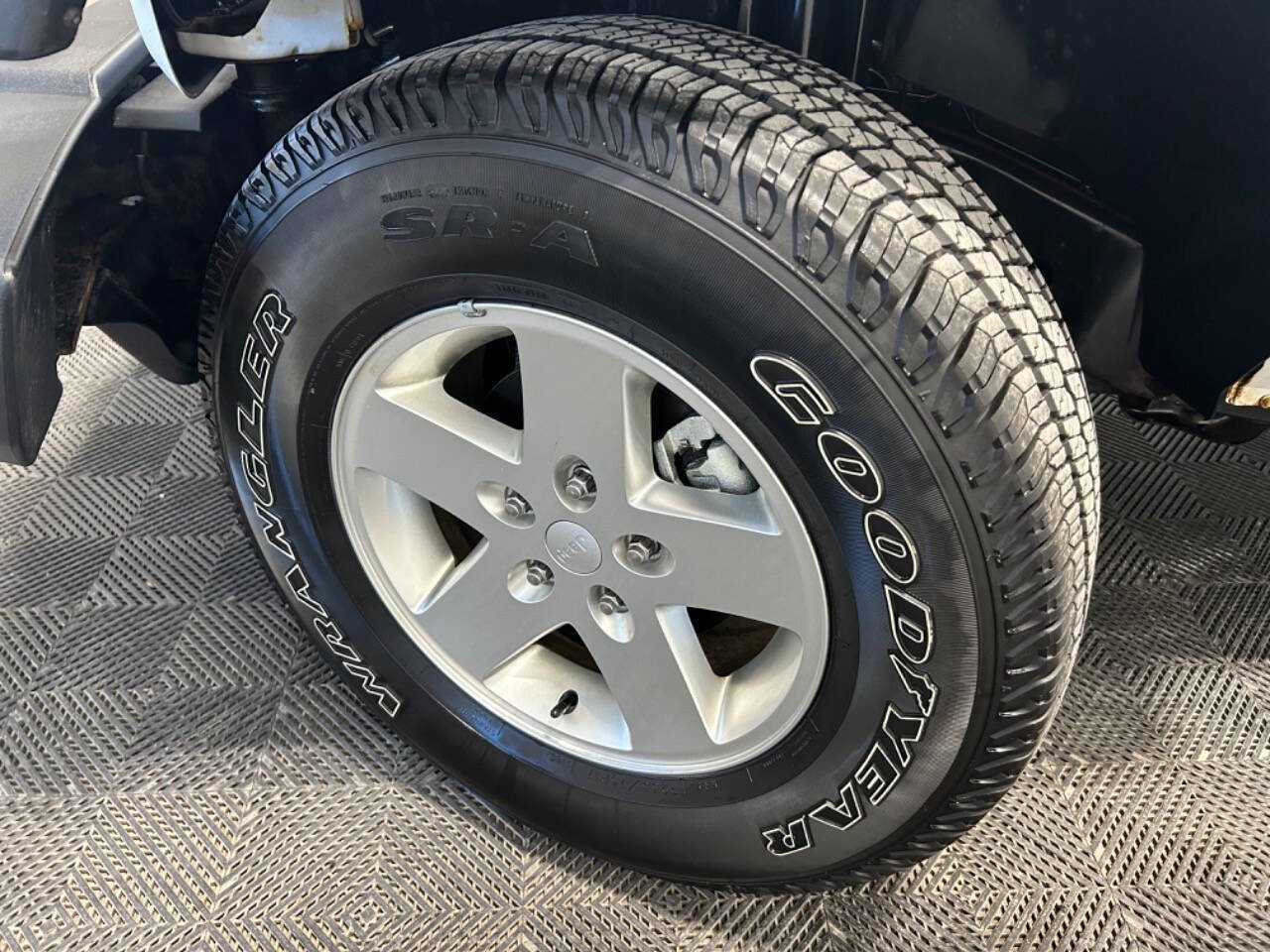 Used 2013 Jeep Wrangler Sport image 28