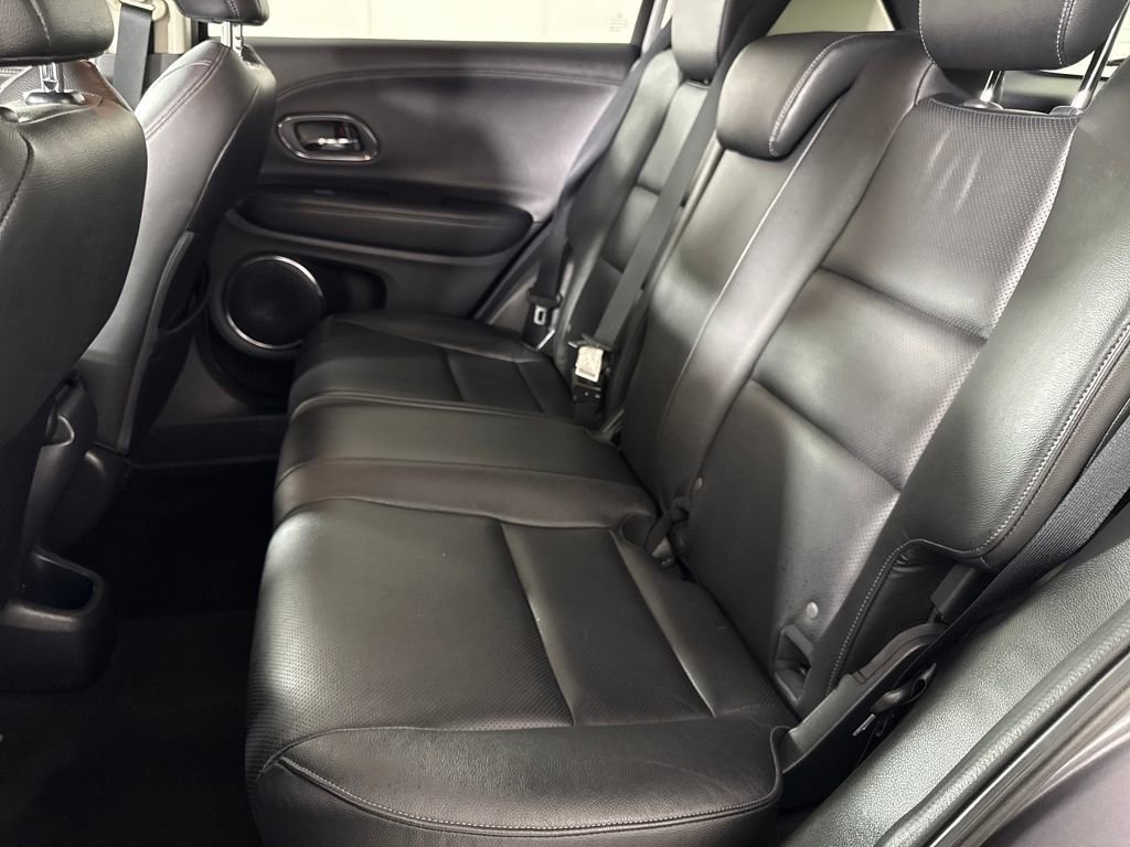 Used 2019 Honda HR-V Touring image 11
