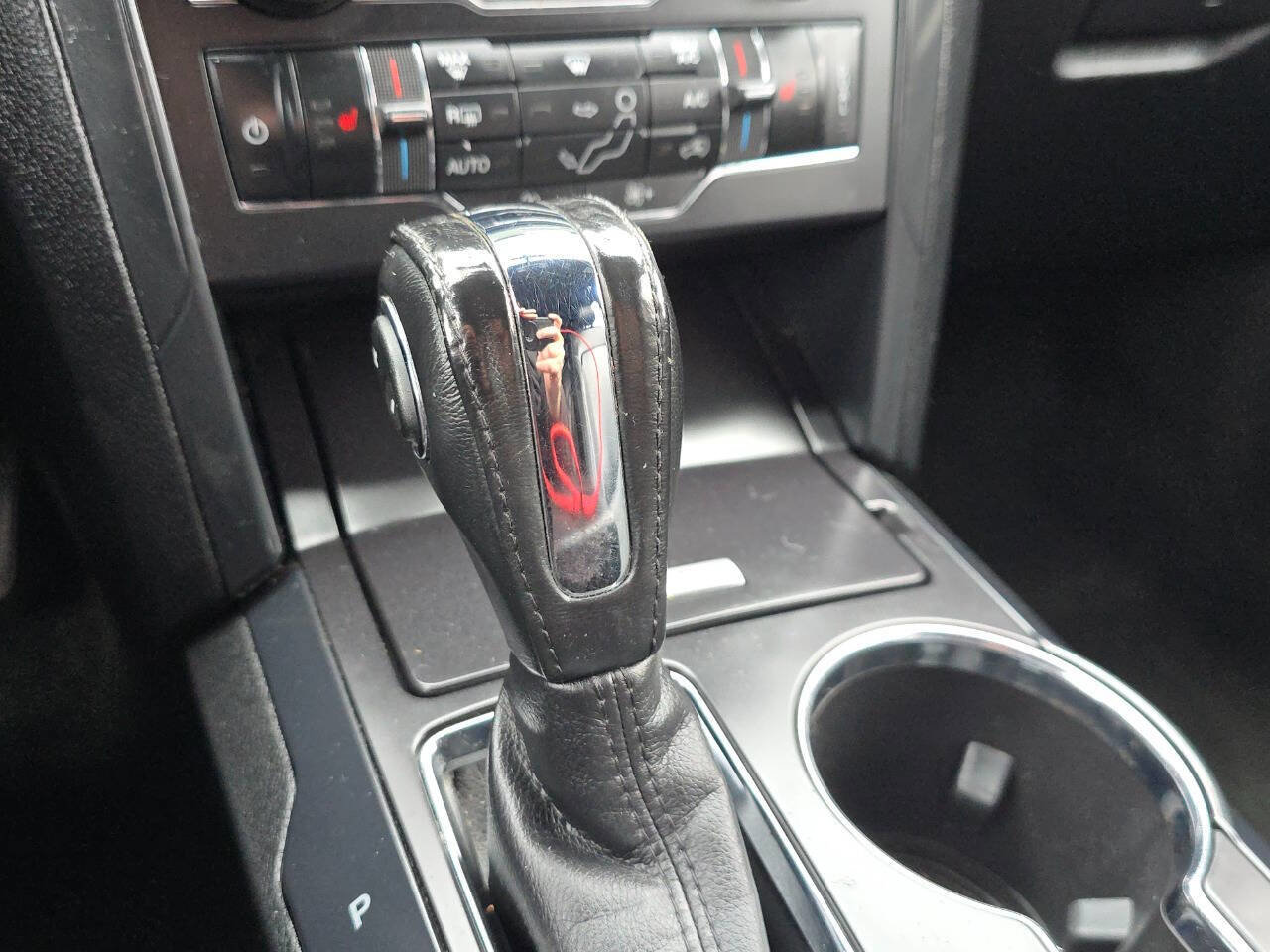 Used 2018 Ford Explorer XLT w/ Equipment Group 202A image 19