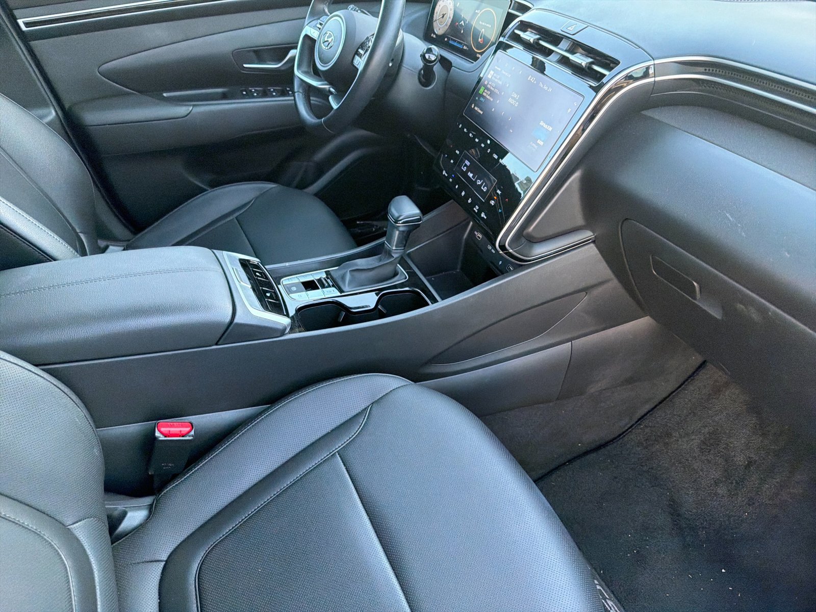 Certified 2024 Hyundai Tucson SEL w/ Convenience Package FWD image 15