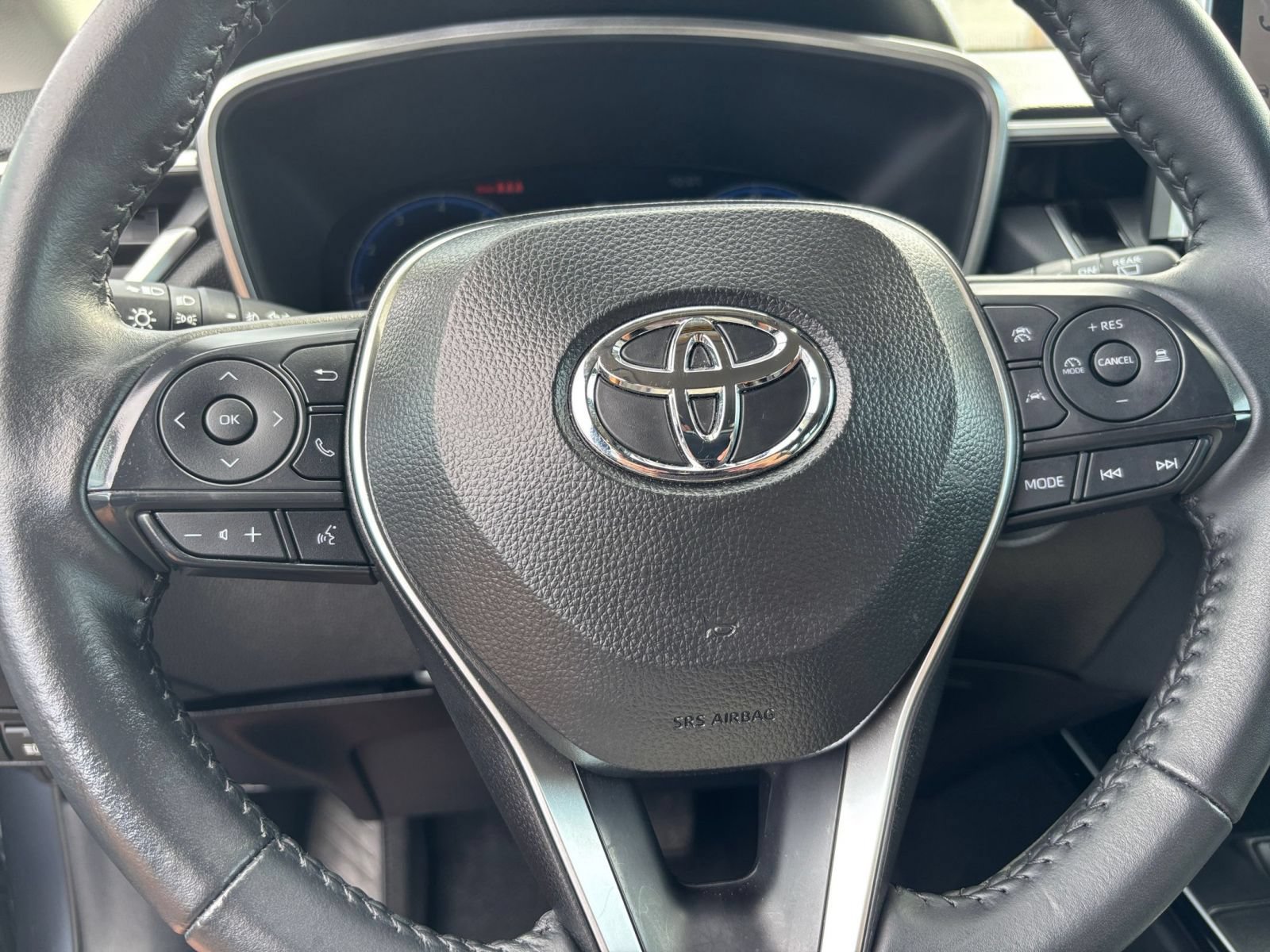 Used 2026 Toyota Corolla Cross XLE FWD image 27