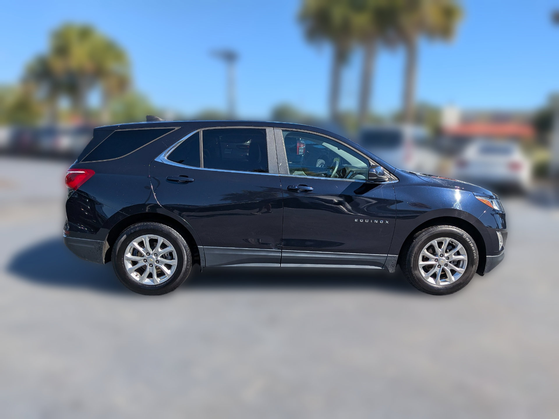 Used 2021 Chevrolet Equinox LT FWD image 3