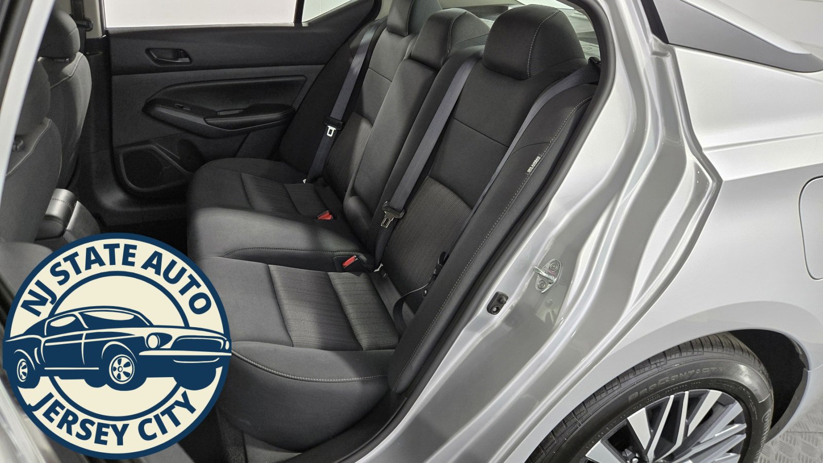 Used 2024 Nissan Altima 2.5 SV image 21