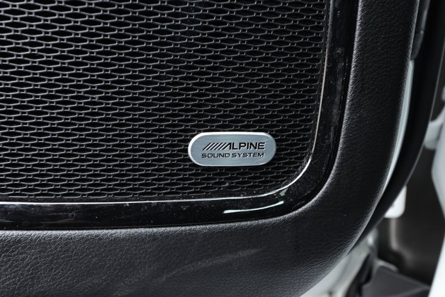 Used 2023 Jeep Compass Limited w/ Sun and Sound Group AWD/4WD image 22