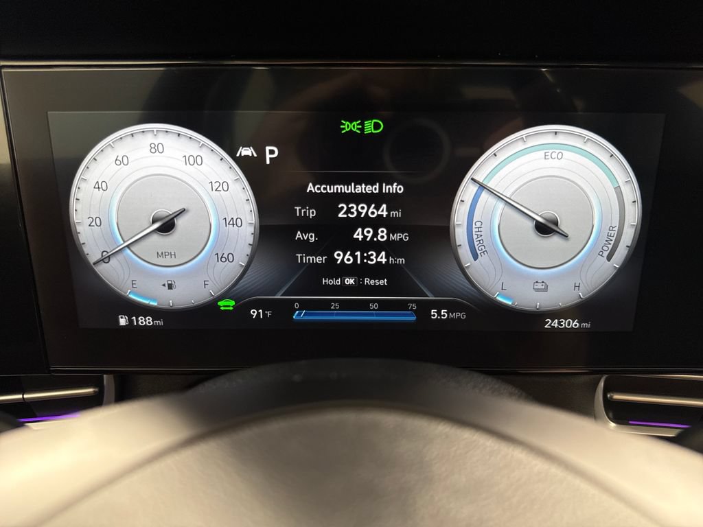 Used 2023 Hyundai Elantra Limited FWD image 17