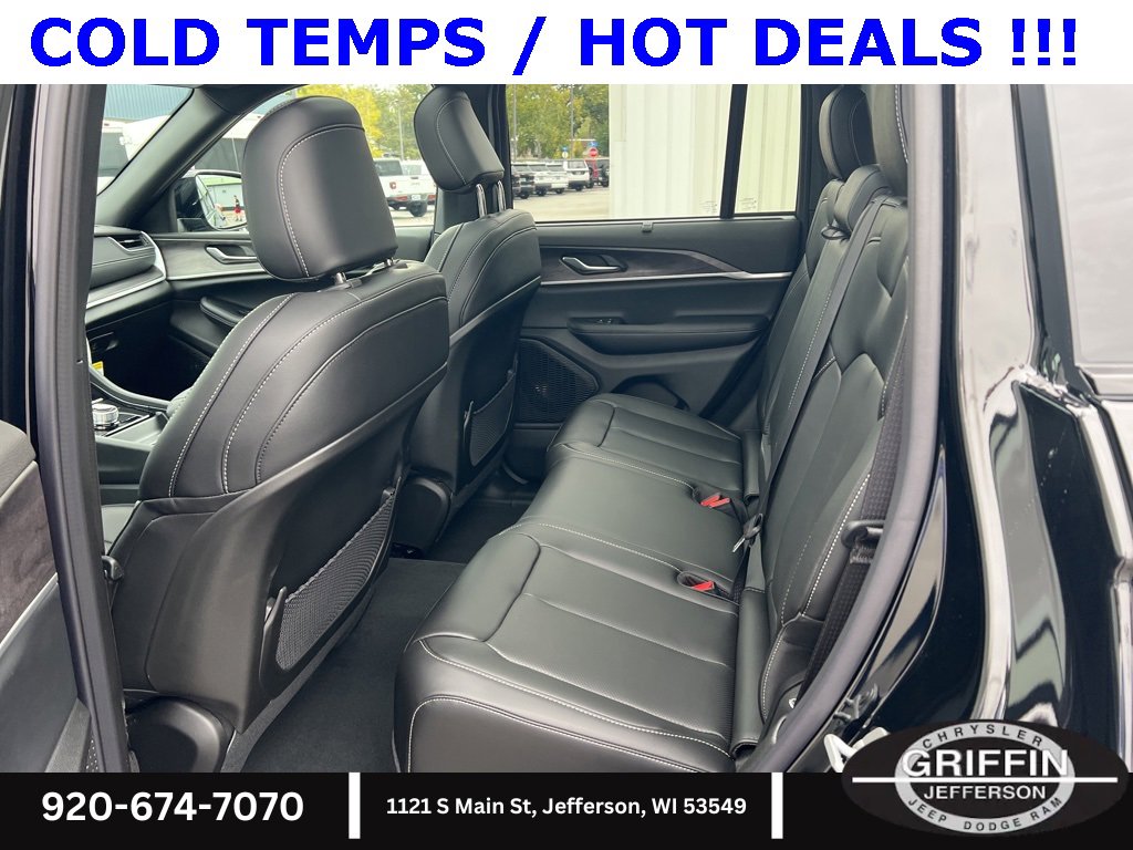 New 2025 Jeep Grand Cherokee Limited w/ Luxury Tech Group II image 20