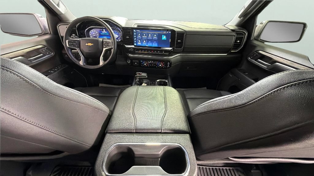 Certified 2024 Chevrolet Silverado 1500 LTZ w/ Technology Package AWD/4WD image 33