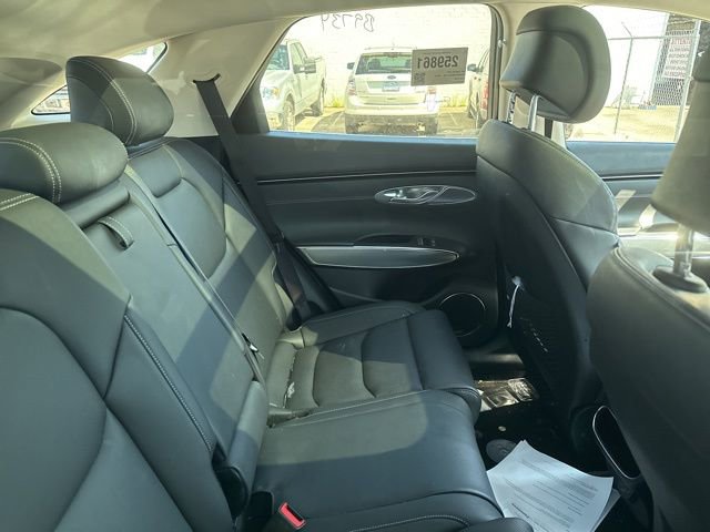 Used 2022 Genesis GV70 2.5T w/ Select Package image 16