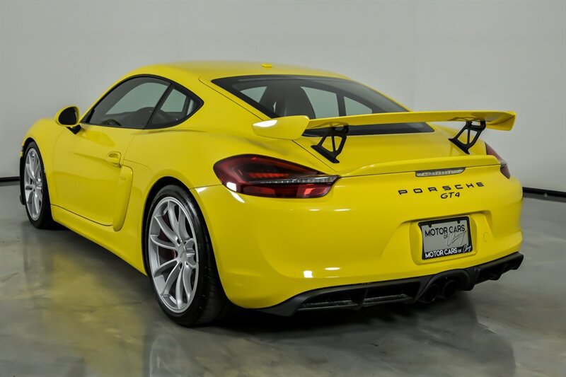 Used 2016 Porsche Cayman GT4 RWD image 8