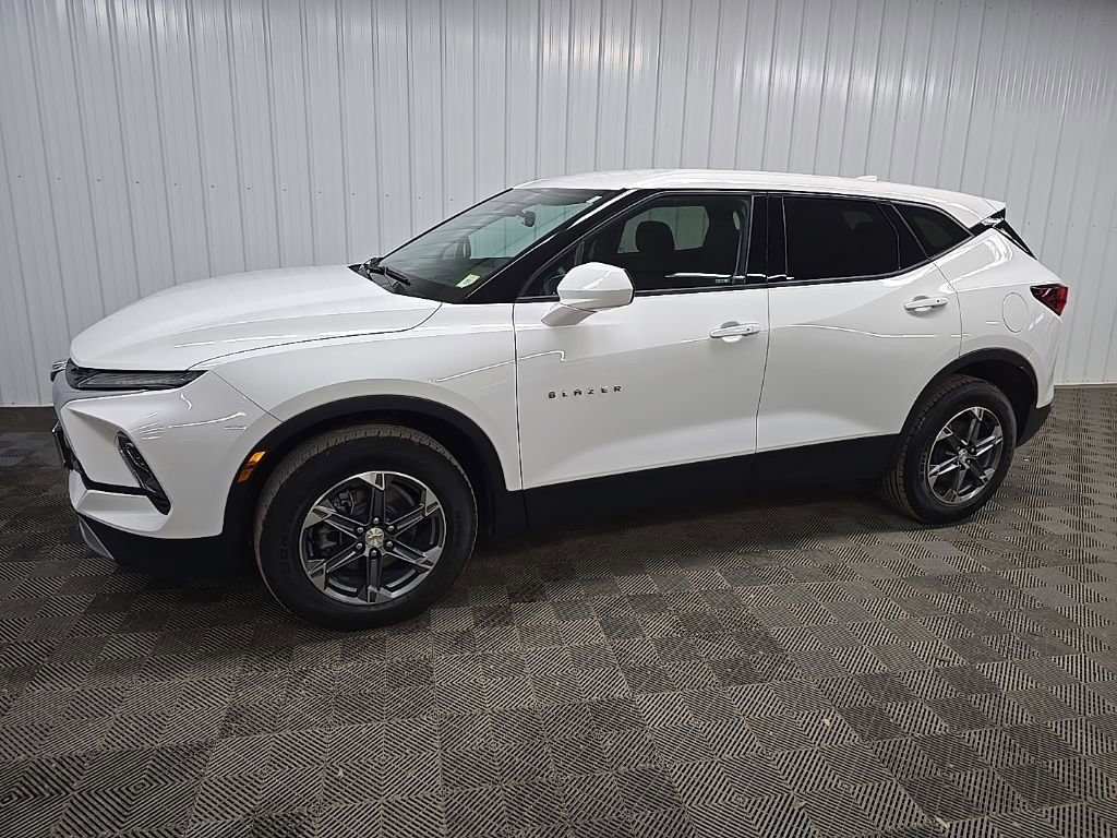 Used 2023 Chevrolet Blazer LT w/ LPO, Cargo Package image 6