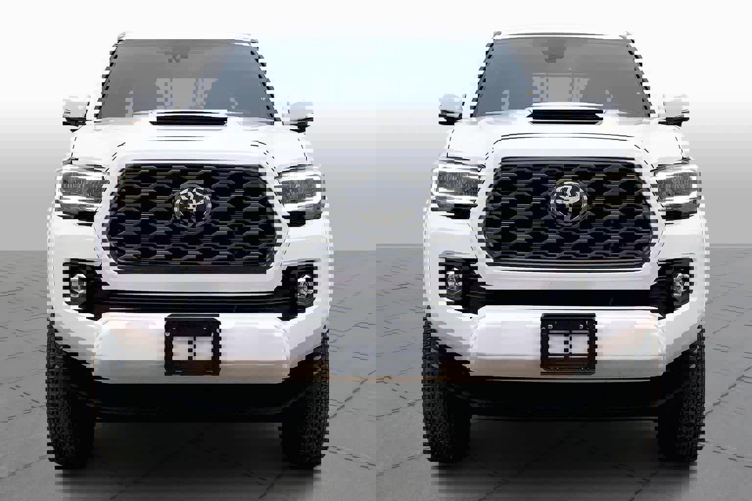 Used 2023 Toyota Tacoma TRD Sport w/ Technology Package image 4