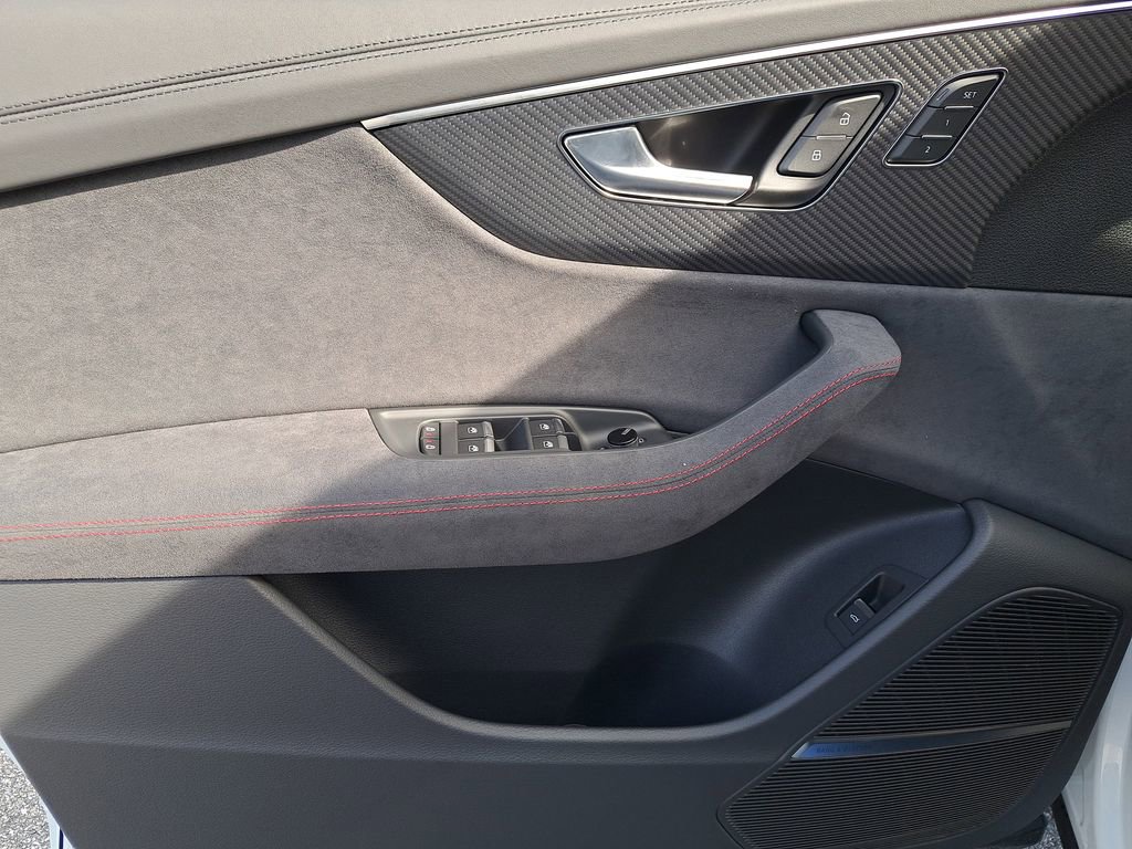 New 2026 Audi RS Q8 performance image 19