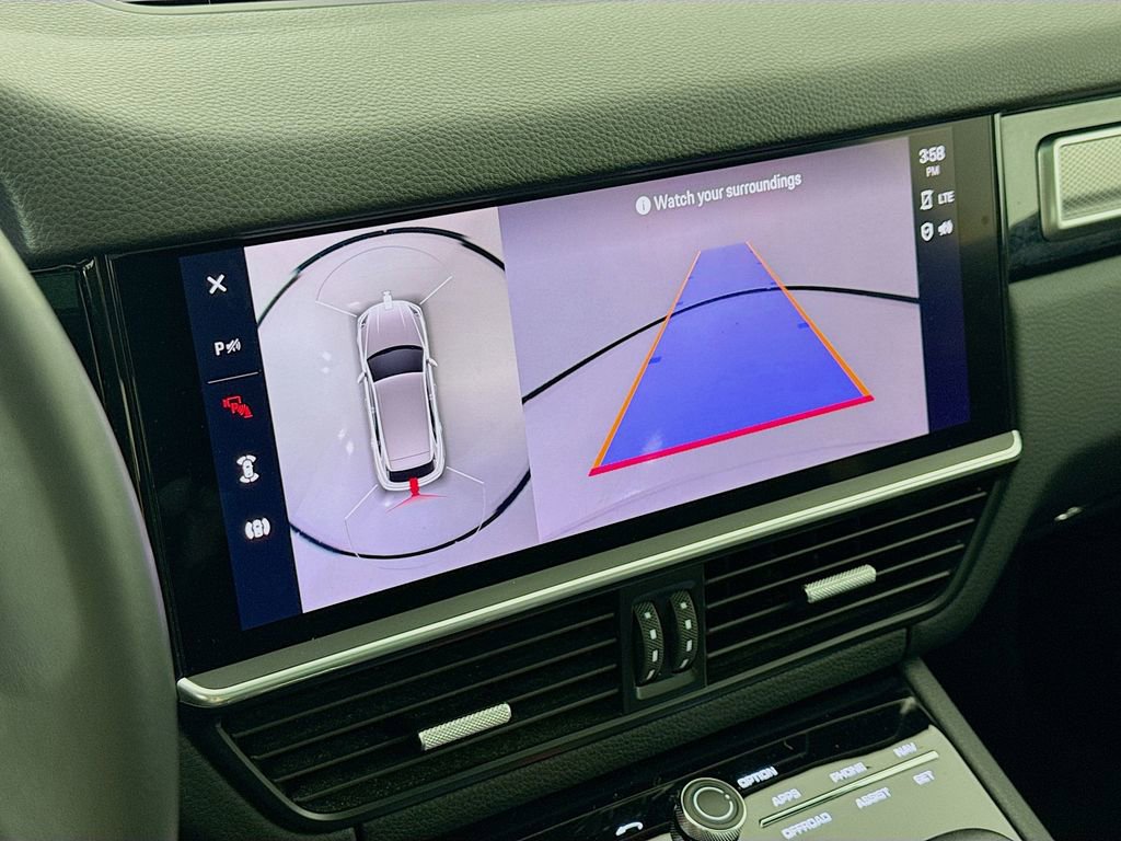 Certified 2023 Porsche Cayenne Platinum Edition AWD/4WD image 22