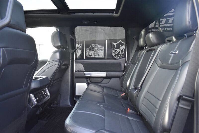 Used 2025 Ford F350 Platinum w/ FX4 Off-Road Package image 21