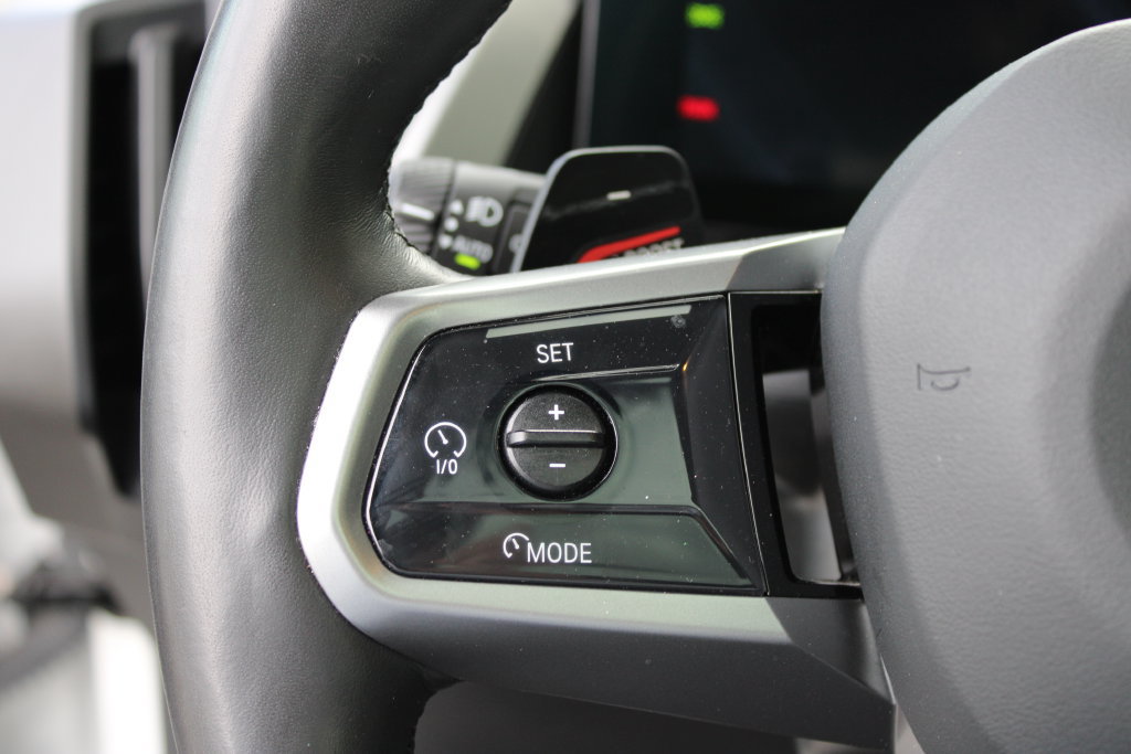 Used 2025 BMW X3 xDrive30i AWD/4WD image 15