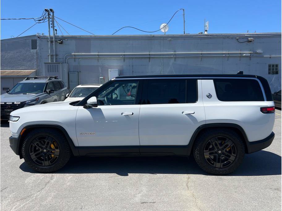 Used 2024 Rivian R1S Adventure AWD/4WD image 8