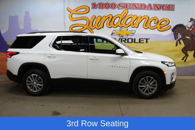Used 2023 Chevrolet Traverse LT FWD image 1