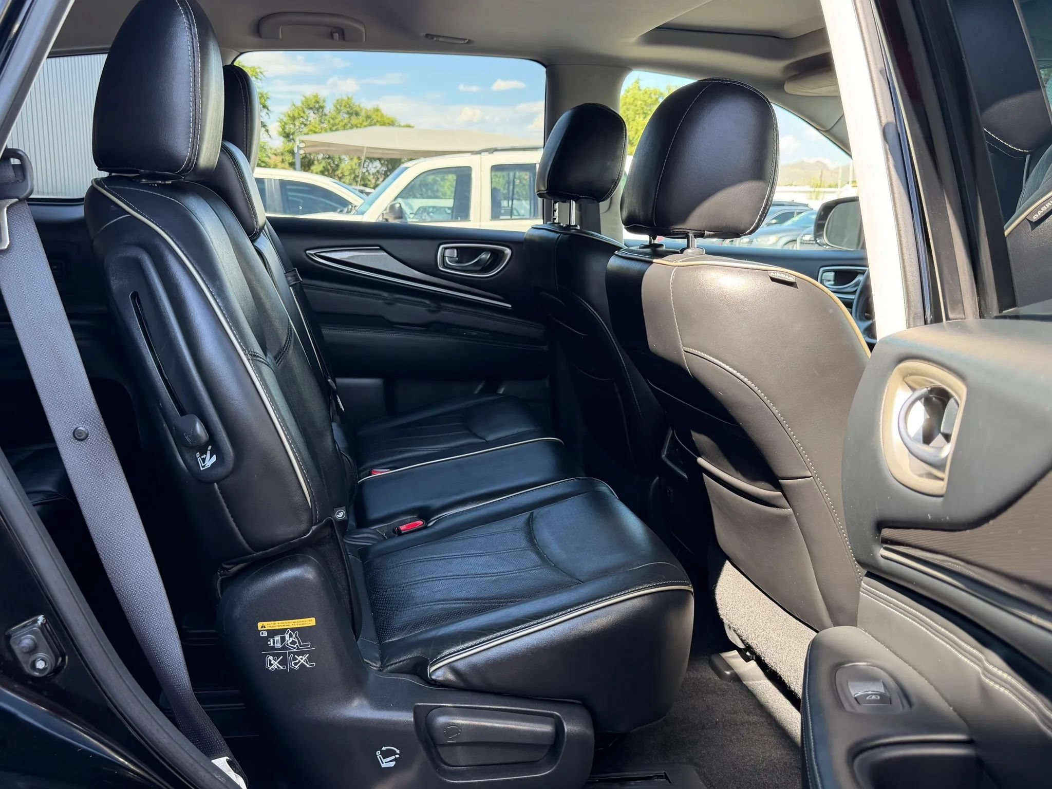Used 2017 INFINITI QX60 FWD w/ Premium Plus Package image 20