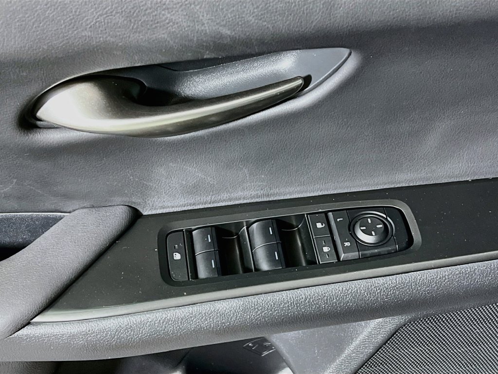 Used 2025 Lexus UX 300h AWD w/ Cold Area Package image 17
