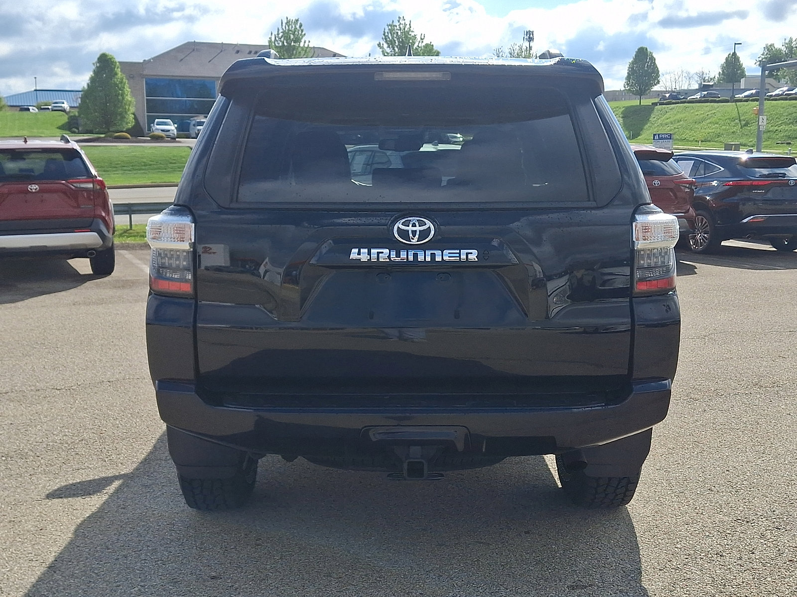 Certified 2021 Toyota 4Runner SR5 Premium w/ Moonroof Package AWD/4WD image 5