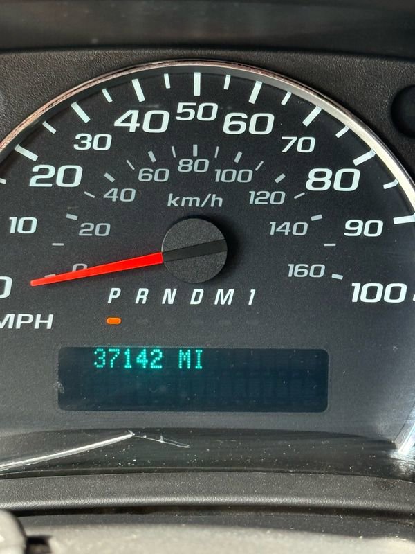 Used 2010 Chevrolet Express 3500 w/ Ambulance Package image 22