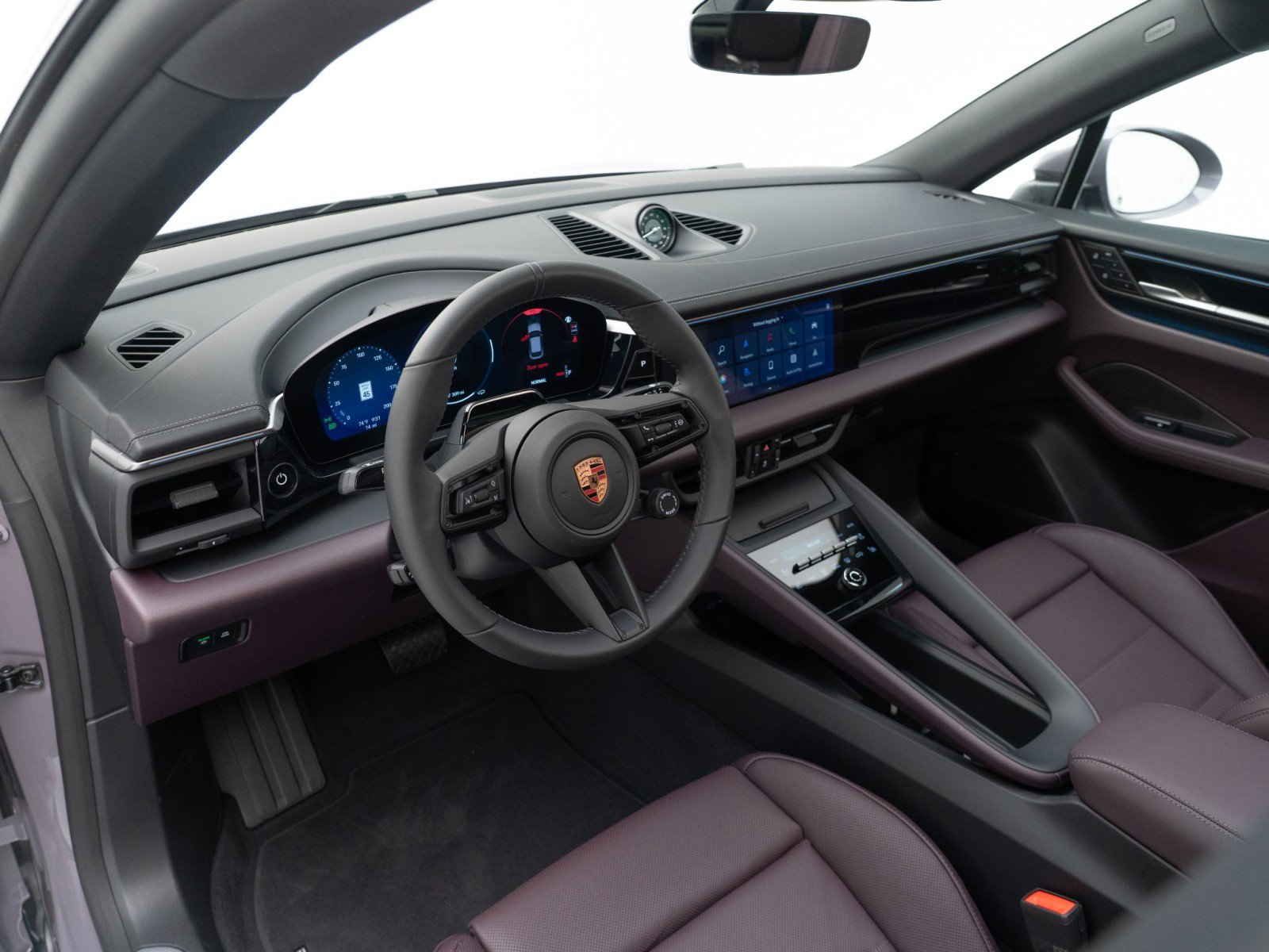 New 2026 Porsche Macan Electric image 4