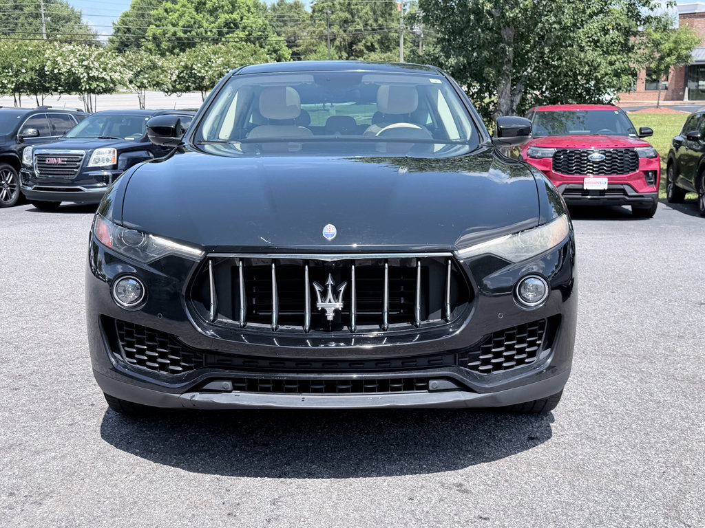 Used 2018 Maserati Levante AWD/4WD image 3