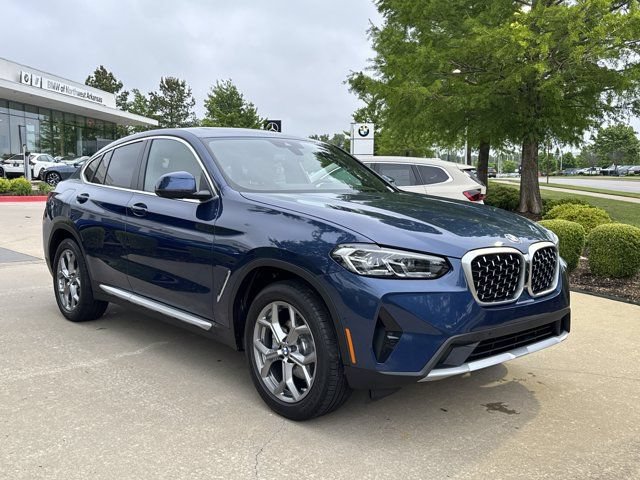 Certified 2025 BMW X4 xDrive30i AWD/4WD image 6