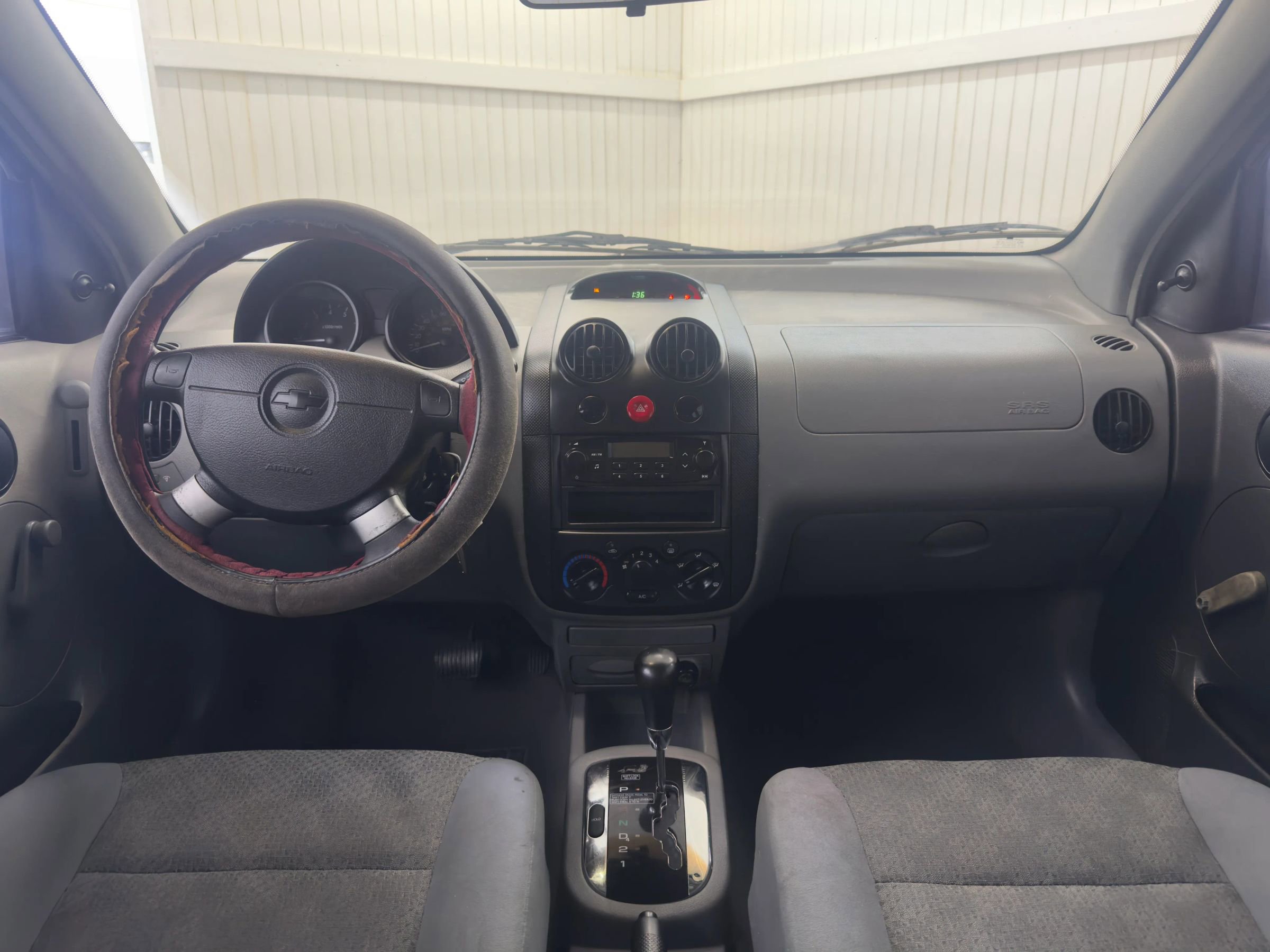 Used 2004 Chevrolet Aveo Hatchback image 16