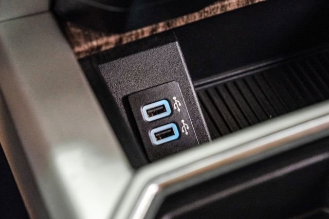 Used 2017 Ford F350 Lariat w/ Lariat Value Package image 29