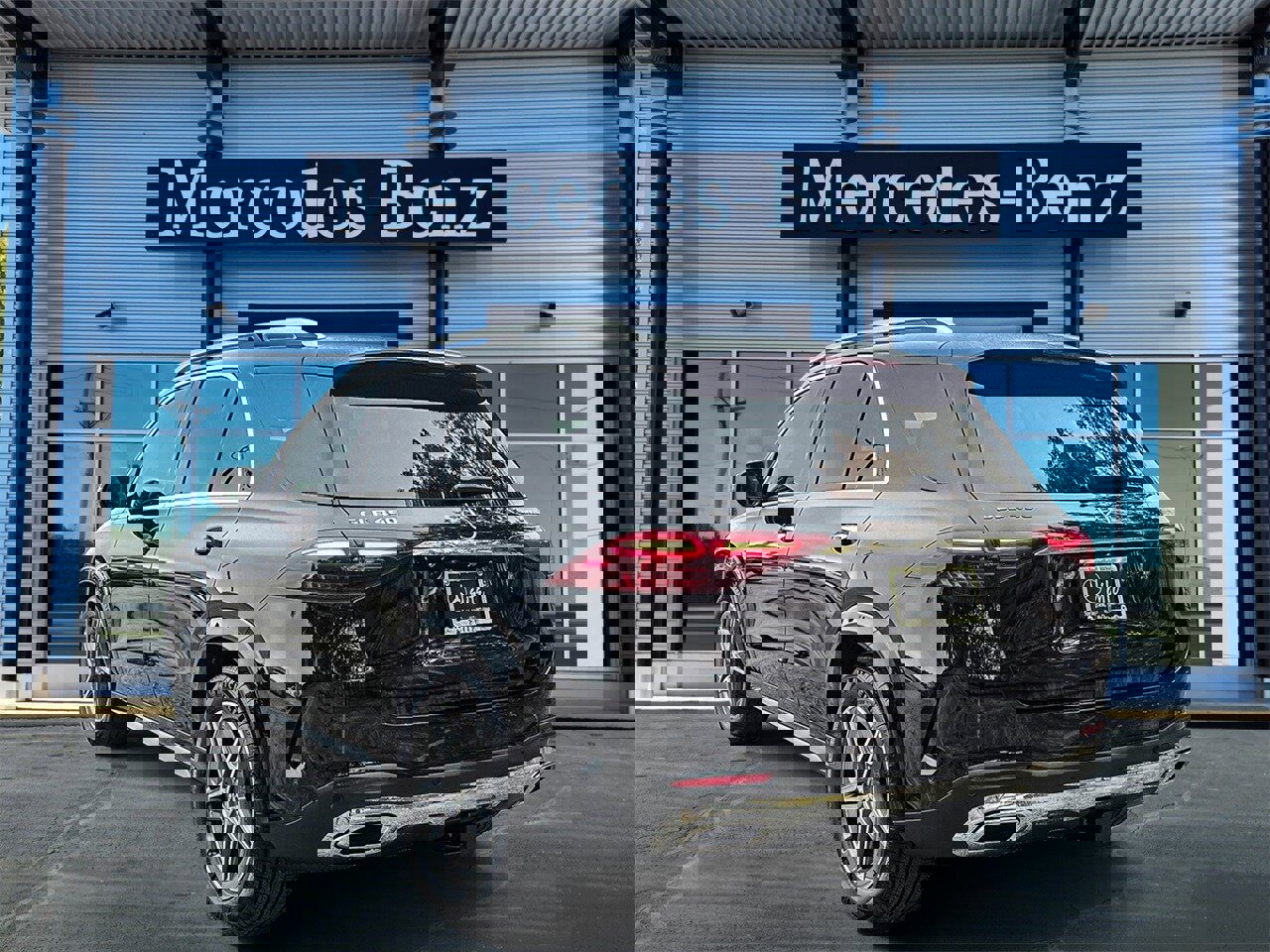 New 2026 Mercedes-Benz GLE 450 4MATIC image 4