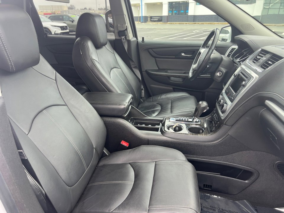 Used 2017 GMC Acadia Limited SLT image 32