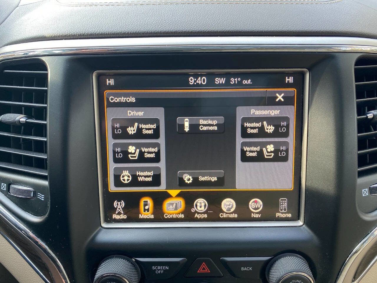 Used 2017 Jeep Grand Cherokee Overland image 35