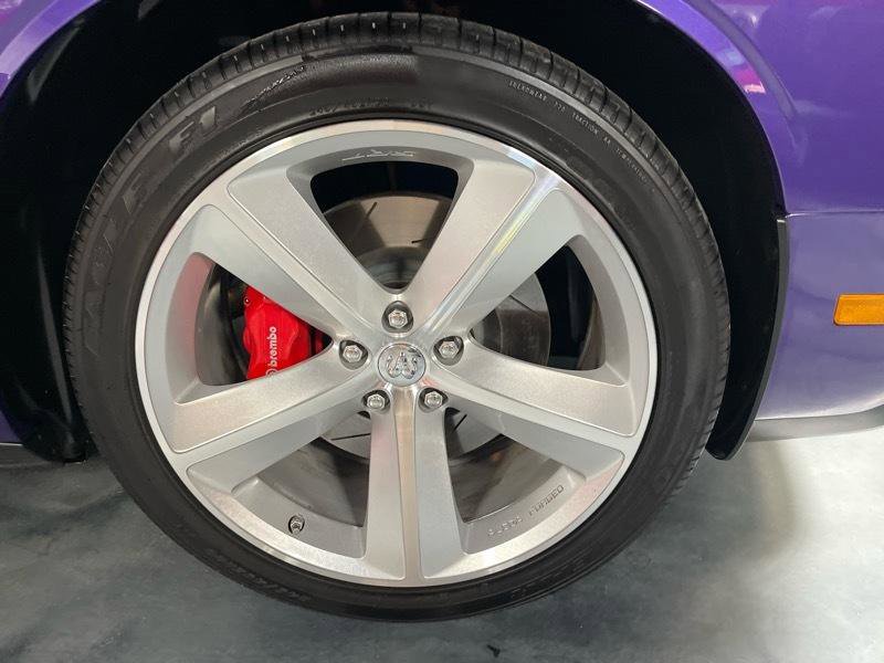 Used 2010 Dodge Challenger SRT8 w/ SRT Option Group II image 19